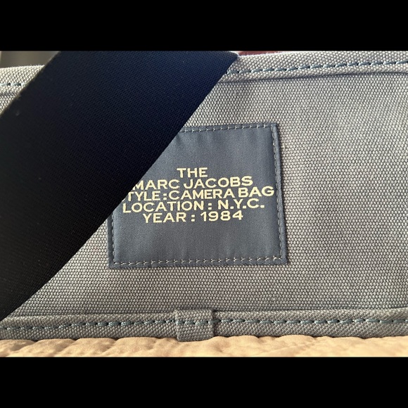 Marc Jacobs Camera Bag - Picture 3 of 7